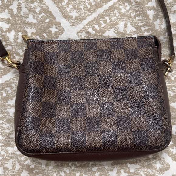 Louis Vuitton Handbags - Louis Vuitton Damier Ebene Trousse Pochette Crossbody Bag